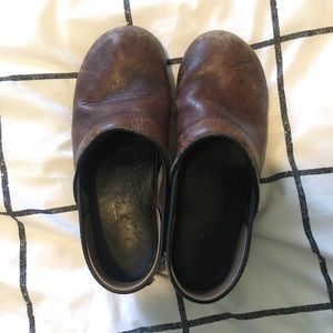 Dansko nursing clogs